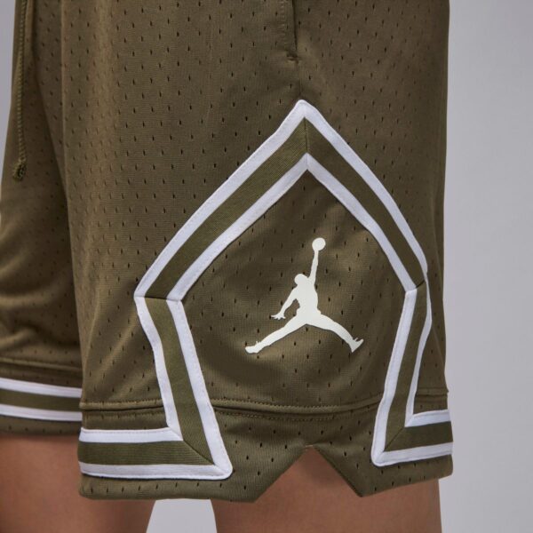 1131056-1200-1200 Short Jordan Diamond Sport Verde Oliva