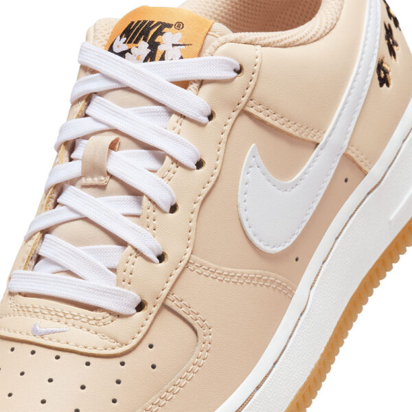 1510650-1200-auto Nike Air Force 1 Se Floral