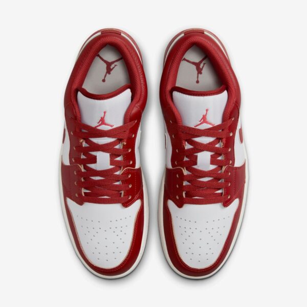 889740-1200-1200 Jordan 1 Low Se Gym Red