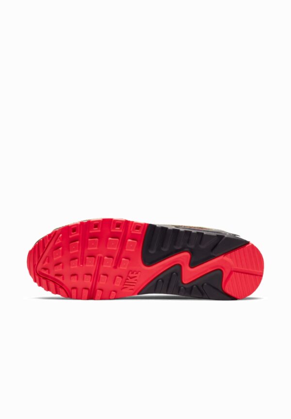 Screenshot_20250615_230001_Gallery Nike Air Max 90 Sp Duck Camo