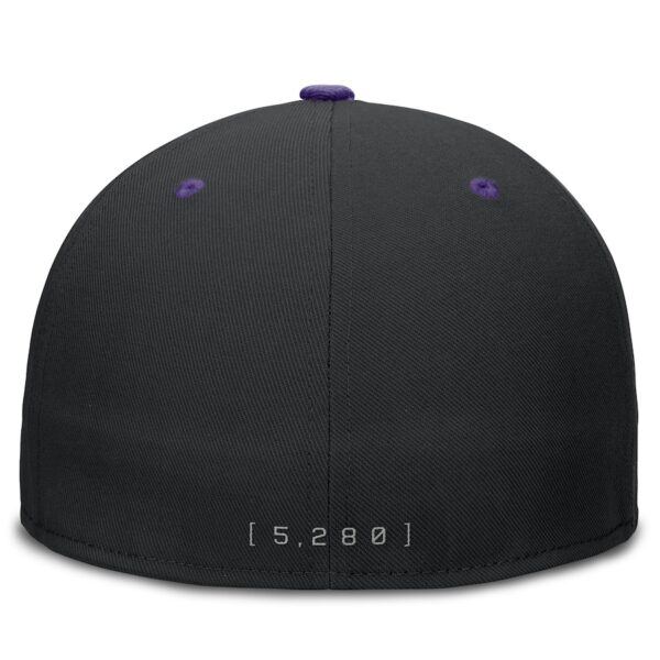 Gorra Nike MBL Plana Colorado Cerrada